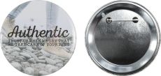 Metallbutton 75 mm mit doppelt gesicherter Nadel - inkl. Werbedruck